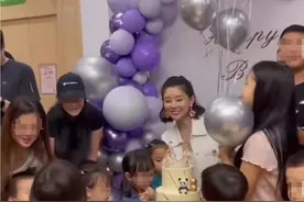 王雷为妻子办生日宴，36岁李小萌冻龄似少女，儿子虎头虎脑太像爸图片