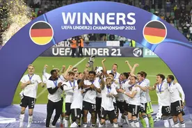 欧青赛永远的神！德国U21一路逆袭夺冠，五年三进决赛两次捧杯图片