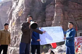 戏里戏外践行“红旗渠精神”，于震：我们是沾了角色的光图片