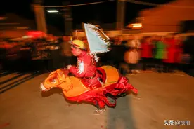 16图看陕西社火表演 老少爷们妇女齐上阵 十里八乡村民齐聚图片