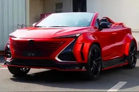 一顿操作猛如虎一看排量1.5，敞篷长安UNI-T你见过吗？图片