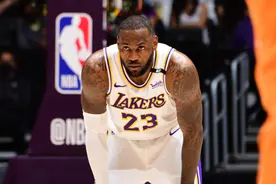 36岁詹姆斯和36岁科比，数据全面对比后，才发现他被低估了图片