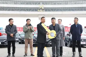 兰州新区商投集团百辆新能源车绿动全国图片