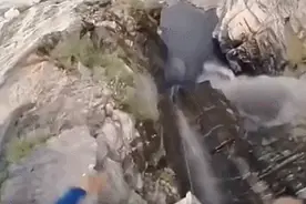 控制好表情，我将要用十张刺激动态图夺走你的wc图片