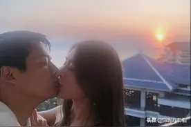 周迅离婚实锤！高圣远与新女友热吻照曝光，女方高调表白感情热烈图片