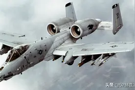 机炮口径只有30毫米的A10疣猪攻击机，为什么能打穿坦克？图片