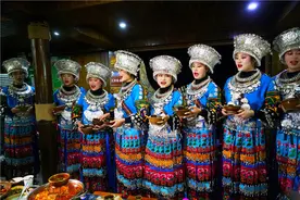 黔东南旅行的正确打开方式，喝高山流水吃酸汤鱼，游客：真过瘾图片