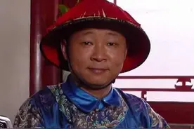 不当明星当鸡农，一年卖出10万只，“三德子”赵亮养鸡身家过亿图片