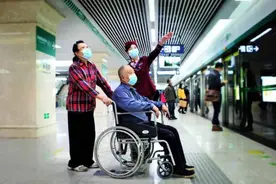 是否要父母随迁进城养老，在大城市奋斗的年轻人怎么想？图片