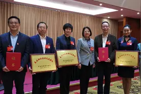 传承“两弹一星”精神，中核集团宣讲团荣获中宣部两项表彰图片