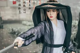 小说：他落入无尽深渊，意识模糊时一道声音传来：要不要入我神教图片