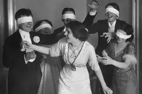 在家无聊要崩溃，了解下几个可以家人一起玩的国外室内小游戏图片