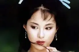 不整容、不遮丑，这些有瑕疵的女明星，个个把瑕疵变特点图片