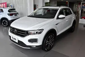 小巧便宜停车方便，合资的自动挡小SUV，5.9L油耗，实拍T-ROC探歌图片