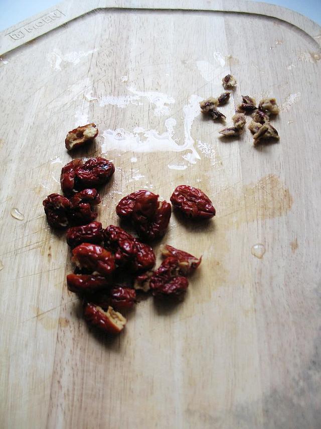 花胶鸡脚汤蜜枣 2026年花胶鸡脚汤蜜枣能吃吗