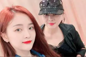 虞书欣妈妈素颜状态好，倪妮妈妈长相大气，张含韵妈妈甜美范！图片