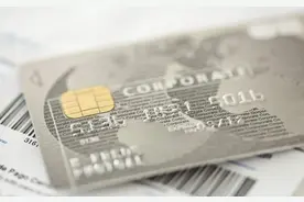 广发银行信用卡业务频遭投诉：自动开通分期业务 受质疑的积分权益缩水图片