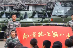 东部战区王牌特种部队列装猛士三：配备涉水喉，无惧水网地区图片