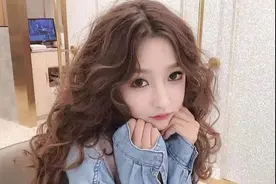 头发少怎么烫？除了羊毛卷最显发量，法式卷和蛋蛋卷蓬松又时尚图片