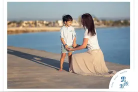 女幼师和小男孩亲嘴视频爆火：男孩不吃亏这句话，早晚毁了孩子图片