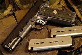 这十把手枪曾是“名将”的配枪，每一把都是军工的杰作图片