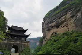 蜀道到底有多难走？徒步行走剑门关，带你领略天下雄关的气势图片