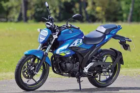 铃木摩托“Gixer 150”图片