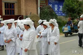 下葬后"回灵"返家，习俗上有哪些要求？图片