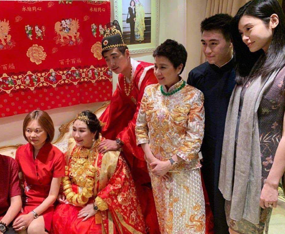 “小太妹”何超盈的混乱情史