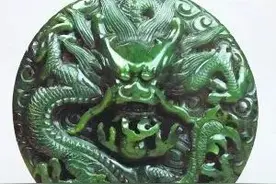 流落国外的3件翡翠宝物，个个价值连城，国人直呼痛心图片