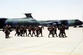 兵马未动粮草先行，50万大军集结海湾，美军后勤能力有多强图片