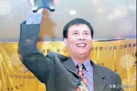 象棋界60岁神人横扫全场无敌手，斩掉徐超谢靖，把郑惟桐都杀了图片