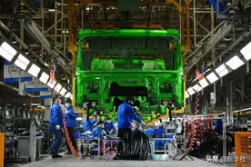 在这里 不到6分钟就有一台“擎天柱”下线图片