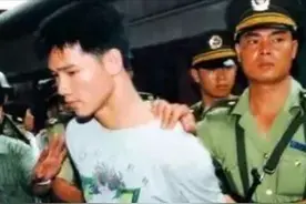 1995年澳门轮船被抢1000万，一个遗忘手机，警方揪出幕后黑“警”图片