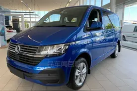 新款大众迈特威实拍，造型依然复古，后排可开会，2.0T+四驱图片