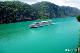 暑假游三峡的人多吗？乘坐三峡游轮是否有优惠活动？图片