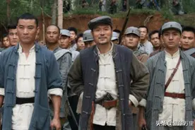 1942年，中国建立了100多个武工队，一个武工队有多少人？图片