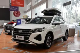 省油便宜空间大，6.8L油耗自动挡的低价SUV，带你看广汽传祺GS4图片