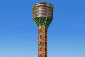 又添新地标！满洲里北疆明珠观光塔顺利封顶图片