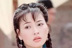 拒绝吴京，被骂“嫌贫爱富”，50岁仍单身：她的故事，远非你想象图片