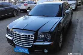 车商不敢收，车主心头肉，两万块买台十五年的美系豪车值不值？图片