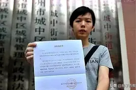 清华毕业的理科学霸去当城管？有人说无奈之举，有人却说不值得图片