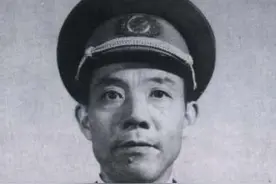 开国将帅（86）中将王宗槐图片