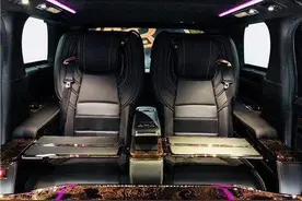 丰田埃尔法，从日本运到中国，身价翻了接近6倍，依然一车难求图片