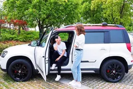 从一名车友改装hud抬头显示，聊聊改变开车习惯图片