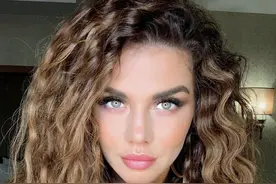 环球美女：安娜·塞多科娃图片