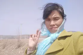 结婚25年盖房4次，50岁我才住进自己的房子，东北女人奋斗史图片