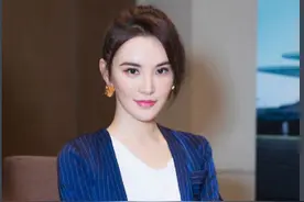 莫小棋预言赵丽颖婚姻危机，可能会有第三者插足，这次会成真吗？图片