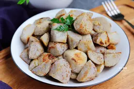 芋头新吃法，外皮酥脆，内里粉糯鲜香，做法简单，10分钟就出锅图片