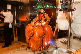 1985年全聚德菜单揭秘！10元一只的烤鸭为何很多北京人吃不起？图片